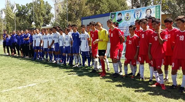 Достойная смена растет: в Бухаре завершился турнир памяти Пахтакора-79 Достойная смена растет: в Бухаре завершился турнир памяти Пахтакора-79 - Sputnik Узбекистан