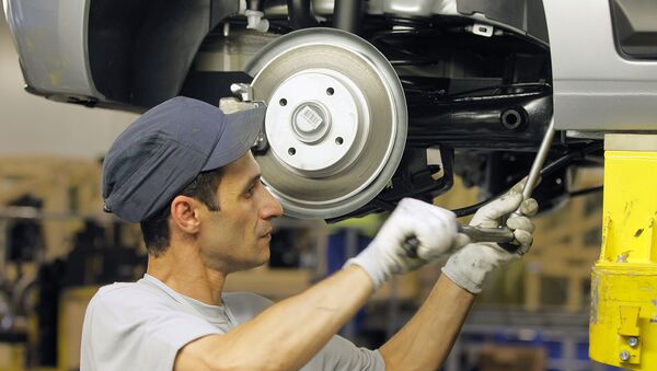 Сборка автомобилей Citroen С4 на заводе концерна PSA Peugeot-Citroen - Sputnik Узбекистан