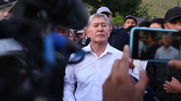 Бывший президент Кыргызстана Алмазбек Атамбаев  - Sputnik Узбекистан