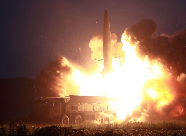 Запуск новой баллистической ракеты в Северной Корее - Sputnik Узбекистан