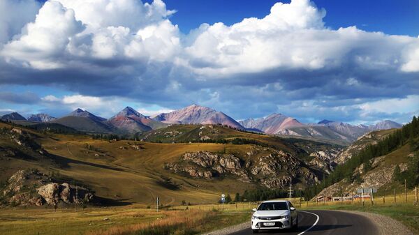 Чуйский тракт в Республике Алтай - Sputnik Узбекистан