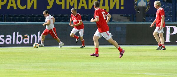 Матч памяти футбольной команды Пахтакор-79 в Ташкенте Матч памяти футбольной команды Пахтакор-79 в Ташкенте - Sputnik Ўзбекистон