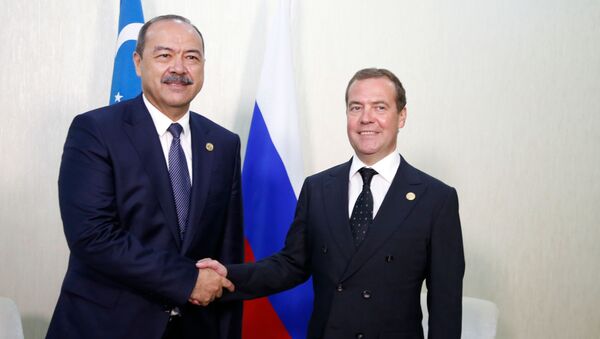 Премьер-министр РФ Д. Медведев принял участие в Первом Каспийском экономическом форуме - Sputnik Узбекистан