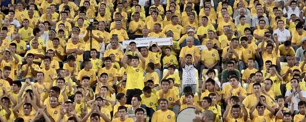 Зрители на матче памяти команды Пахтакор-79 - Sputnik Узбекистан