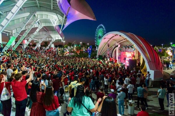 Красный, белый и черный: как прошел Dance Music Fest в Ташкенте Красный, белый и черный: как прошел Dance Music Fest в Ташкенте - Sputnik Узбекистан