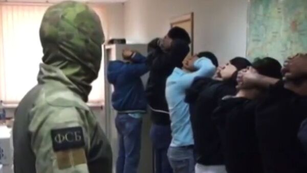 Задержание сторонников ИГ* в Калужской области - Sputnik Узбекистан