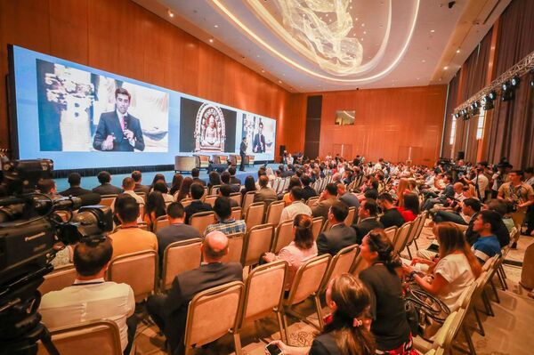 Саида Мирзиёева открыла Международный конгресс инфлюенсеров в Ташкенте - Sputnik Узбекистан