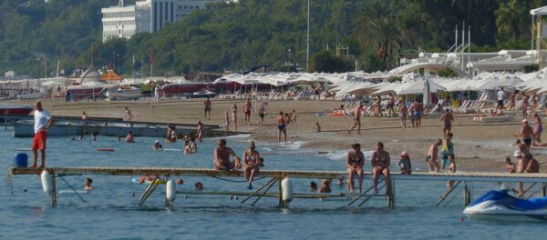 Российские туристы в Анталье - Sputnik Узбекистан