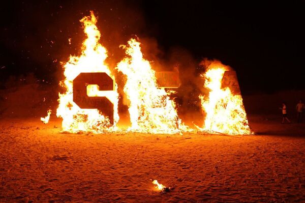 Музыка на дне моря: в Муйнаке прошел фестиваль Стихия - Sputnik Узбекистан