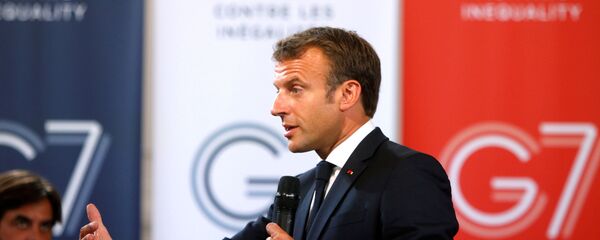 Выступление президента Франции Эммануэля Макрона на саммите G7 в Париже - Sputnik Узбекистан