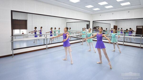 Шавкат Мирзиёев посетил Ташкентскую государственную высшую школу национального танца и хореографии - Sputnik Узбекистан