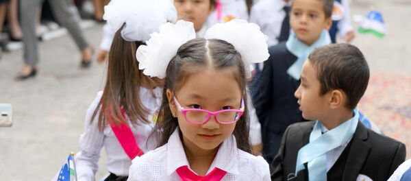 Первый звонок в Ташкенте - Sputnik Узбекистан