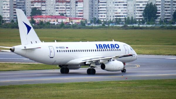 Самолет компании ИрАэро - Sputnik Узбекистан