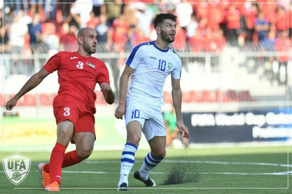 Матч между сборными Узбекистана и Палестины по футболу - Sputnik Узбекистан