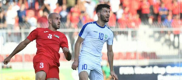 Матч между сборными Узбекистана и Палестины по футболу - Sputnik Узбекистан