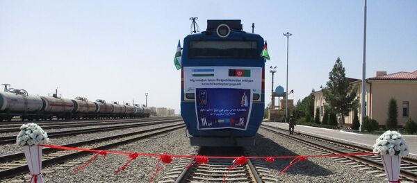 Первый контейнерный поезд отправился из Афганистана через Узбекистан в КНР Первый контейнерный поезд отправился из Афганистана через Узбекистан в КНР - Sputnik Узбекистан