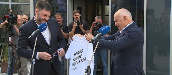 Кирилла Вышинского встретили в МИА Россия сегодня Кирилла Вышинского встретили в МИА Россия сегодня - Sputnik Узбекистан