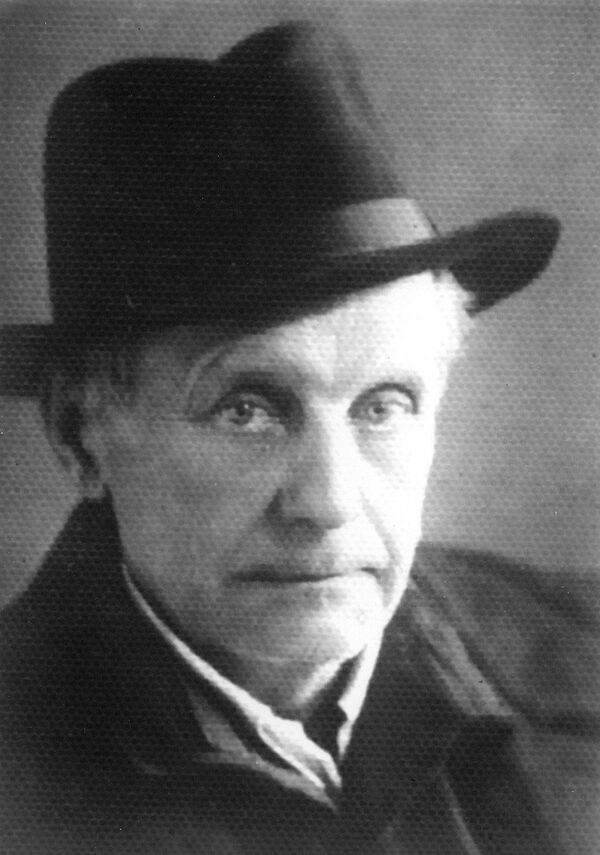 Семейные тайны: внучка художника Михаила Курзина ищет родных в Узбекистане - Sputnik Узбекистан