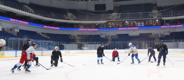 Тренировка хоккеистов клуба Хумо - Sputnik Узбекистан