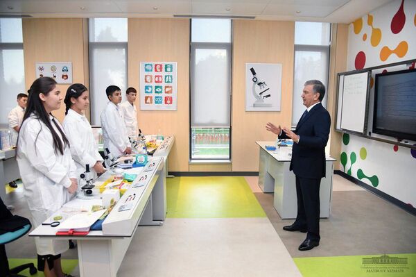 Мирзиёев открыл президентскую школу в Ташкенте - Sputnik Узбекистан