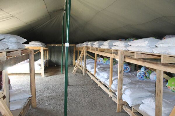 Sirdaryoda paxta teruvchilar uchun Hasharchilar shaharchasi tashkil etildi Sirdaryoda paxta teruvchilar uchun Hasharchilar shaharchasi tashkil etildi - Sputnik O‘zbekiston