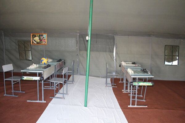 Sirdaryoda paxta teruvchilar uchun Hasharchilar shaharchasi tashkil etildi Sirdaryoda paxta teruvchilar uchun Hasharchilar shaharchasi tashkil etildi - Sputnik O‘zbekiston