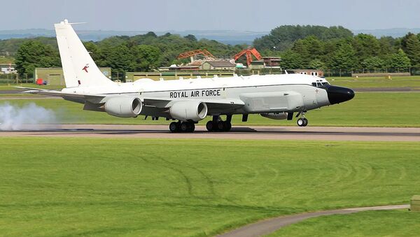 Самолет-разведчик Boeing RC-135W в ВВС Великобритании - Sputnik Ўзбекистон