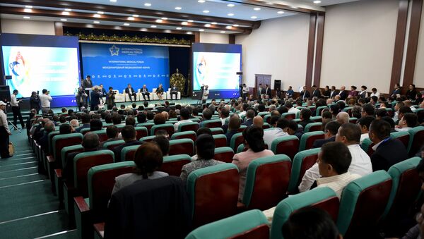 Международный форум медицины и фармацевтики в Намангане - Sputnik Узбекистан