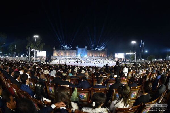 Церемония торжественного открытия Первого Международного фестиваля народно-прикладного искусства в Коканде - Sputnik Узбекистан