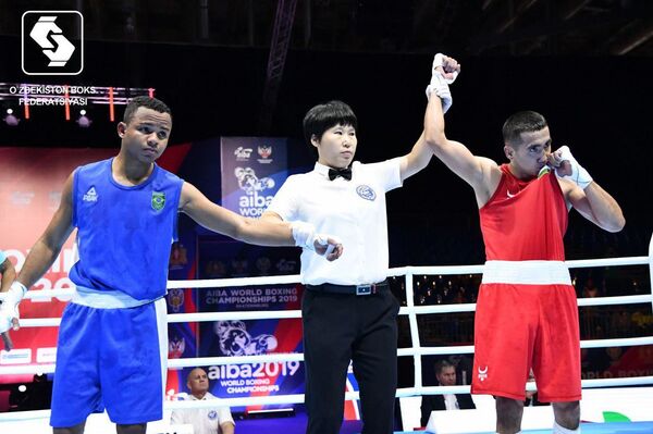 Еще один узбекский боксер пробился в 1/8 чемпионата мира Еще один узбекский боксер пробился в 1/8 чемпионата мира - Sputnik Узбекистан