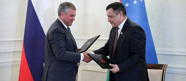 Встреча председателя ГД Вячеслава Володина со спикером Законодательной палаты Олий Мажлиса Республики Узбекистан Нурдинжоном Исмоиловым Встреча председателя ГД Вячеслава Володина со спикером Законодательной палаты Олий Мажлиса Республики Узбекистан Нурдинжоном Исмоиловым - Sputnik Ўзбекистон