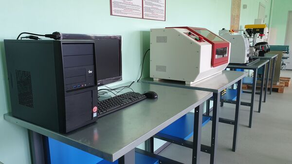 Для нас здесь санаторий: семья из Башкирии учит детей на Курилах строить роботов - Sputnik Узбекистан