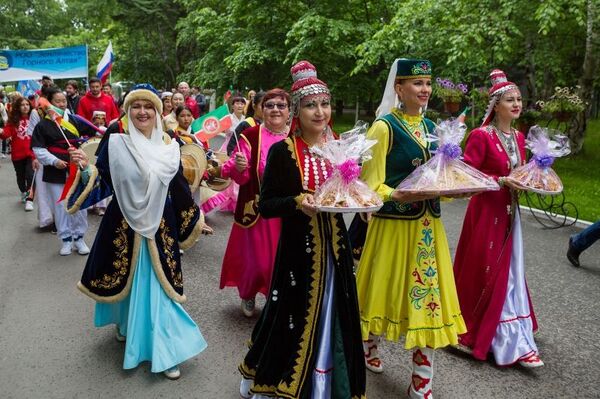 Афротатары уже не экзотика: кто проживает на Сахалине сегодня Афротатары уже не экзотика: кто проживает на Сахалине сегодня - Sputnik Узбекистан