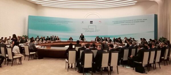 Министры энергетики стран ЦАРЭС встретились в Ташкенте Министры энергетики стран ЦАРЭС встретились в Ташкенте - Sputnik Ўзбекистон