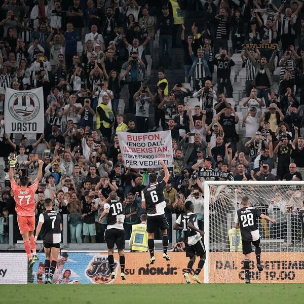 Буффон - сени кўриш учун Ўзбекистондан келдим! Буффон - сени кўриш учун Ўзбекистондан келдим! - Sputnik Ўзбекистон