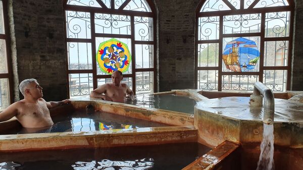 Сюда не приезжают пить кока-колу: что делать туристу на Курильских островах - Sputnik Узбекистан