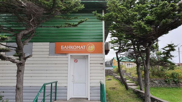 Токайские вина Курильским островам: как венгр Тибор на Итурупе бизнесом занимается - Sputnik Узбекистан