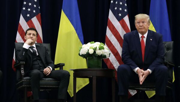 Президент Украины Владимир Зеленский и Президент США Дональд Трамп - Sputnik Узбекистан