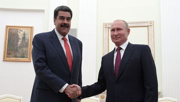 Prezident Venesueli Nikolas Maduro i prezident RF Vladimir Putin - Sputnik O‘zbekiston