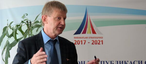 Директор НИИ истории и этнографии Южного Урала Оренбургского государственного университета Веналий Амелин Директор НИИ истории и этнографии Южного Урала Оренбургского государственного университета Веналий Амелин - Sputnik Узбекистан