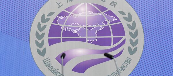 Президент РФ В. Путин принимает участие в заседании Совета глав государств – членов ШОС в Бишкеке Президент РФ В. Путин принимает участие в заседании Совета глав государств – членов ШОС в Бишкеке - Sputnik Ўзбекистон