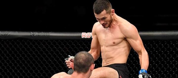 Первый бой Махмуда Мурадова в UFC - Sputnik Узбекистан