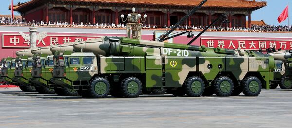 Парад в Пекине по случаю 70-летия окончания Второй мировой войны Парад в Пекине по случаю 70-летия окончания Второй мировой войны - Sputnik Ўзбекистон