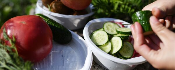 Пластиковая посуда Пластиковая посуда - Sputnik Ўзбекистон