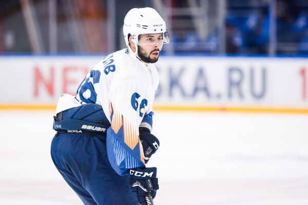 Хоккеист Жавохир Расулов: болельщиков Хумо скоро услышит весь Ташкент - Sputnik Узбекистан