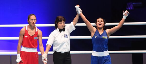 Бокс. Чемпионат мира. Женщины. Первый день - Sputnik Узбекистан