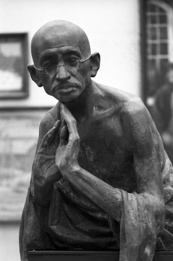 В Индии неизвестные украли прах Махатмы Ганди - Sputnik Узбекистан