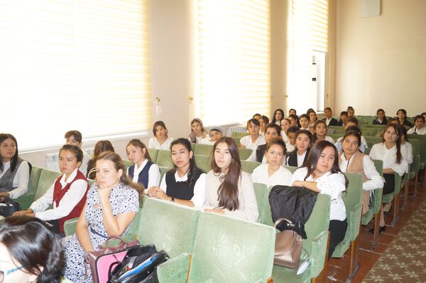 Педагоги из России посетили Узбекистан - Sputnik Узбекистан