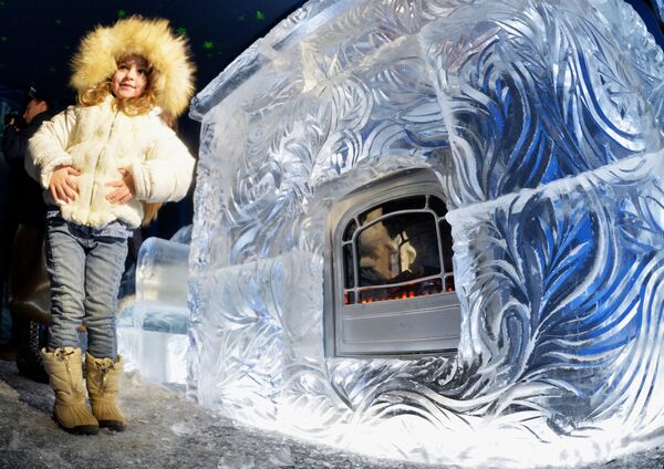 Ледяная комната открылась в Минске - Sputnik Узбекистан