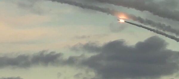 Массированный удар по объектам инфраструктуры ИГ в Сирии Массированный удар по объектам инфраструктуры ИГ в Сирии - Sputnik Узбекистан